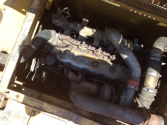 ขายด่วน Komatsu PC 200-5  เก่าใน คอนโทรลสั้น สภาพสวย เครื่องปั้มดี ช่วงล่างสวย ใบแทรค 70  ตรวจเชคสภาพพร้อมใช้งาน