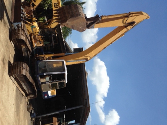 ขายด่วน Komatsu PC 200-5  เก่าใน คอนโทรลสั้น สภาพสวย เครื่องปั้มดี ช่วงล่างสวย ใบแทรค 70  ตรวจเชคสภาพพร้อมใช้งาน