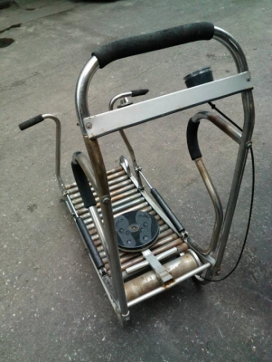 เครื่องออกำลังกาย ใช้วิ่ง บริหารหน้าท้องและหัวใหล่รวมถึงการบริหารเอว