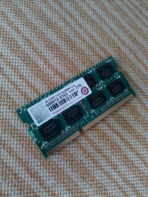 แรมโน๊ตบุค 4 GB/DDR3 But 1333 สภาพสวย ใช้งานได้ปกติดีครับ สนใจโทรมาคุยกันนะครับ โทร 089-440-9770 กร