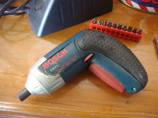 สว่านกระป๋อง