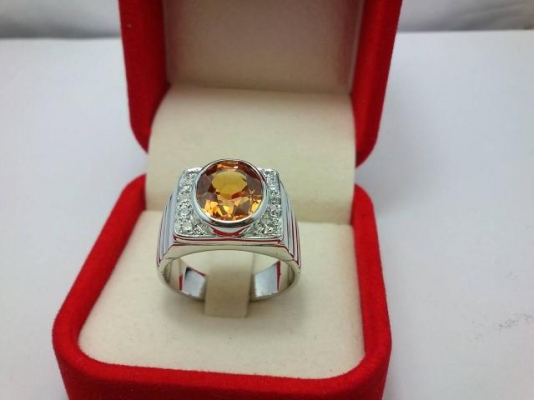 แหวนเงินพลอยสีชา