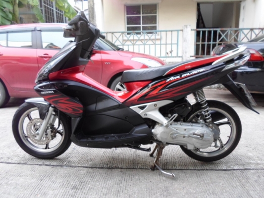 ยังไงก็ขาย air bladeราคาถูกๆโอนฟรีรถปี50รถบ้านเดิมๆชุดโอนครบ