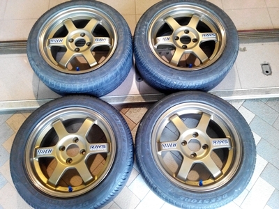 ล้อTE37 ขอบ15กว้าง7 ET38 4/100 พร้อมยางDeestone 195/50/15 ปี13กับ14