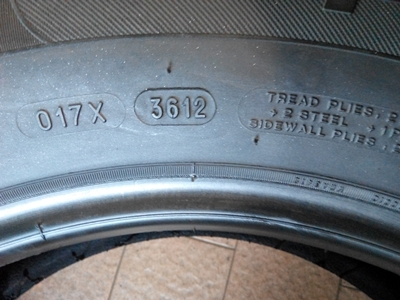 ยาง Michelin 215/60/16 ปี 12 ยาง Michelin 215/60/16 ปี 12