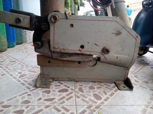 ขายกรรไกรตัดเหล็กแผ่น 8" sanny มือสอง ใช้งานน้อยครับ