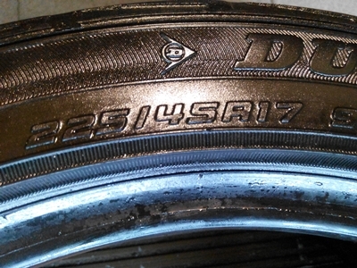 ยาง Dunlop DZ101 225/45/17 ปี 12