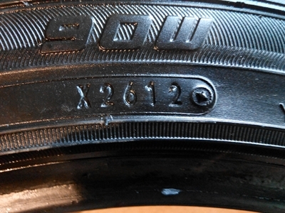 ยาง Dunlop DZ101 225/45/17 ปี 12