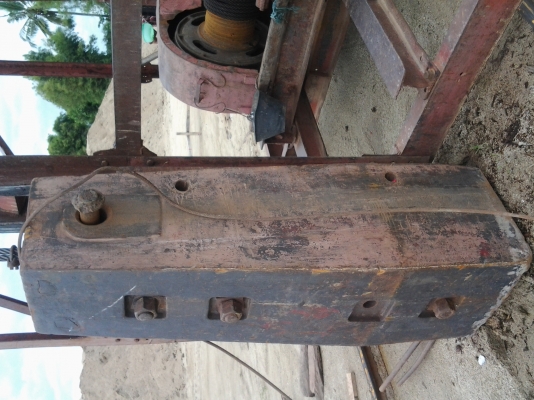 085-7666984 ขายปั้นจั่นตอกเสาเข็ม13เมตร