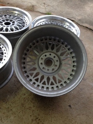 ขายล้อ BBS ลายอมตะ 17 ไม่มีฝาคับ มี 4วง ขายล้อ BBS ลายอมตะ 17 ไม่มีฝาคับ มี 4วง