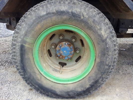 ดั้มเกษตรคอกสูง ISUZU NKR เครือง 88 แรง มีสโลกลาง เครื่องติดได้ วิ่งได้ ดั้มได้ ** ไม่มีทะเบียน **