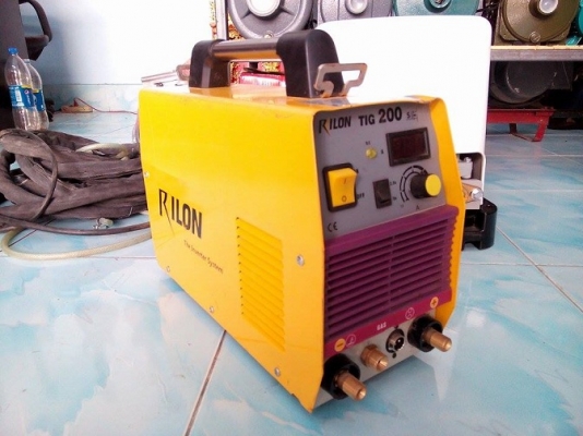 ขาย ตู้เชื่อมอาร์กอน RILON TIG200S สภาพสวยๆ พร้อมสาย ครับ