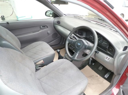 ford aspire 3 ประตู รถบ้าน เดิม ๆ ทั้งคัน ford aspire 3 ประตู รถบ้าน เดิม ๆ ทั้งคัน