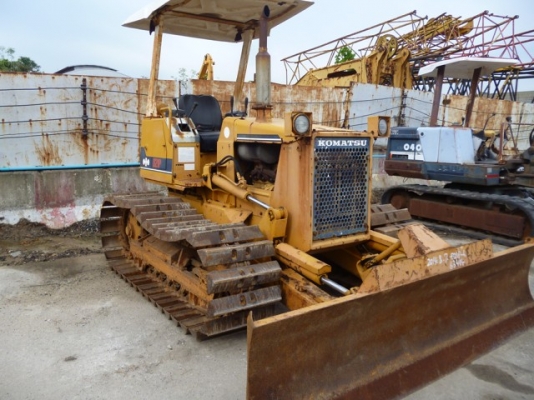 ขายด่วนรถดัน KOMATSU D21P-6 นำเข้าจากญี่ปุ่น