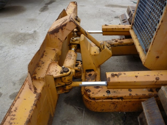 ขายด่วนรถดัน KOMATSU D21P-6 นำเข้าจากญี่ปุ่น