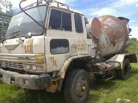 ขายรถโม่ปูน6คิว 2เพลา HINO260แรง EK100 ช่วงล่างZM500 หัวดูดีไม่ผุ ยางขาด1เส้น โม่ปั้มดาว เอกสารแจ้งม.79 สนใจโทร 090-8588220คุณนะ ID:narong498 หรือ www.truck.in.th/498