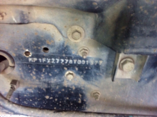 ขายดาว์น Isuzu 360 ปี 55 กระบะดัมพ์อู่เปี๊ยกบ้านโป่ง แม่ 6.20 เมตร ลูก 7 เมตร แม่ยางเรเดียน 70\%