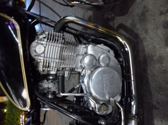 ขายครับ SR 400 เครื่องแห้งไม่เยิ้ม ขับดี