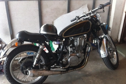 ขายครับ SR 400 เครื่องแห้งไม่เยิ้ม ขับดี