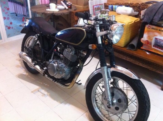 ขายครับ SR 400 เครื่องแห้งไม่เยิ้ม ขับดี