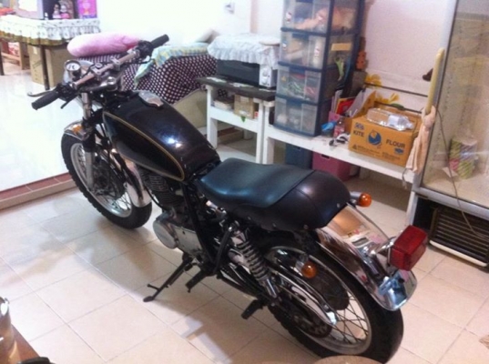 ขายครับ SR 400 เครื่องแห้งไม่เยิ้ม ขับดี