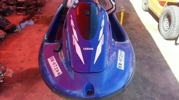 WWW.ByRin29.COM เรือเจ็ตสกี YAMAHA gp 800 ปี1998 นำเข้าจากประเทศญี่ปุ่น