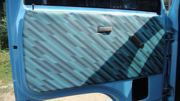 ISUZU NPR เครื่องดี คัสฃีสวย ดาวน์75000 ผ่อน6600/48เดือน ภาษี-พรบ.เต็มปี