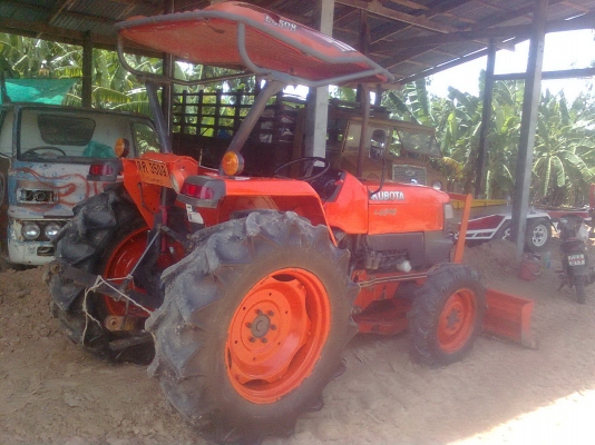 ขายรถไถ คุโบต้า 45  แรง สวยๆใช้งานน้อย