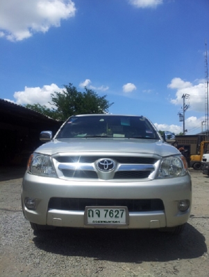 ขายรถกระบะTOYOTA HILUX VIGO 2.7 WT-I เกียร์ออโต้ น้ำมัน+แก๊ส