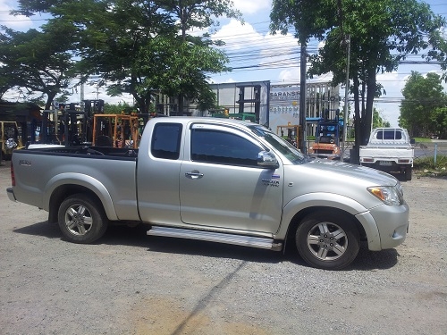 ขายรถกระบะTOYOTA HILUX VIGO 2.7 WT-I เกียร์ออโต้ น้ำมัน+แก๊ส