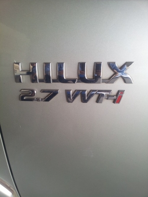 ขายรถกระบะTOYOTA HILUX VIGO 2.7 WT-I เกียร์ออโต้ น้ำมัน+แก๊ส