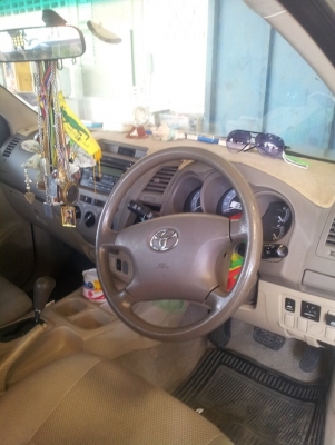 ขายรถกระบะTOYOTA HILUX VIGO 2.7 WT-I เกียร์ออโต้ น้ำมัน+แก๊ส