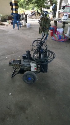 เครื่องฉีดน้ำแรงดันสูง 14.500 บาท