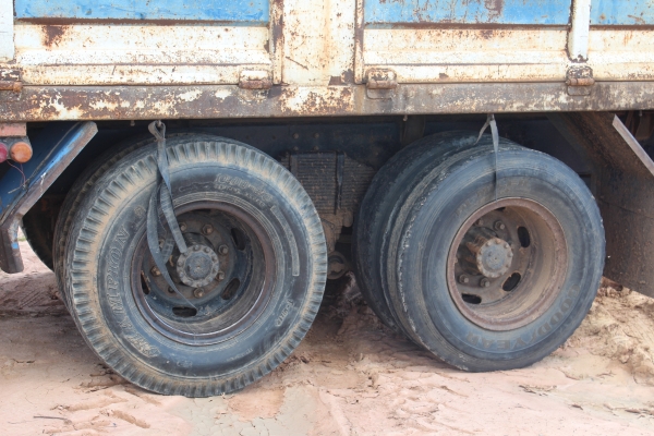 ขายเทรลเลอร์สิบล้อ สองเพลา Hino FM18 ห้างแท้ ลดเหลือ 750000 ขายเทรลเลอร์สิบล้อ สองเพลา Hino FM18 ห้างแท้ ลดเหลือ 750000