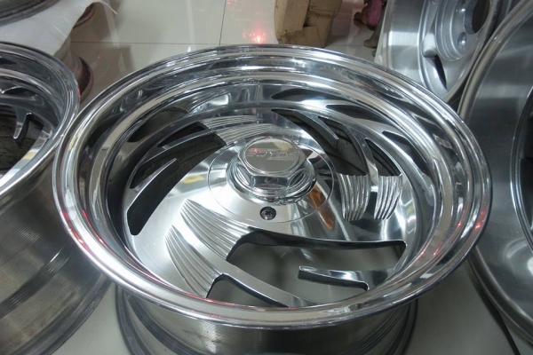 BOYD STEP RIM 17jj F8/R9.5 5h120-127 หน้าตื้น-หลังลึก ราคา17500บาท BOYD STEP RIM 17jj F8/R9.5 5h120-127 หน้าตื้น-หลังลึก ราคา17500บาท