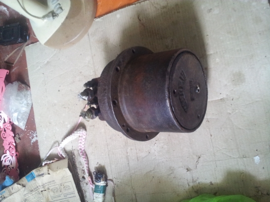 ขายตัวเดิน KOMATSU  PC 30-6 และ 7, PC 40 -6 และ7