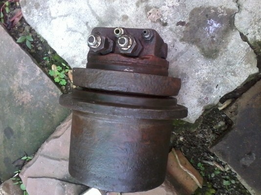 ขายตัวเดิน KOMATSU  PC 30-6 และ 7, PC 40 -6 และ7