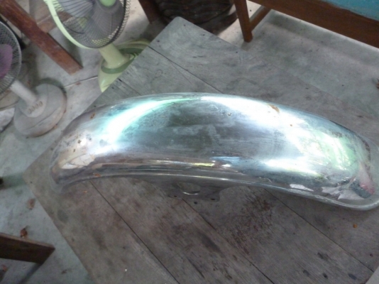 ขาย บังโคลนหน้าSR400