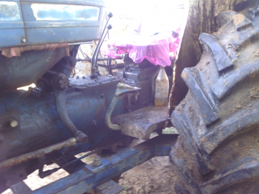 ขายตามสภาพ  ฟอดร์ 5000  ที1 มีเล่มพร้อมโอน