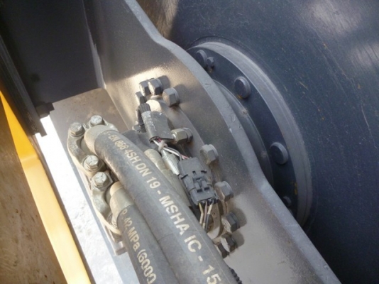 ขายรถบดขนาด 12 ตัน รถใหม่พร้อมเปลือกหนาม