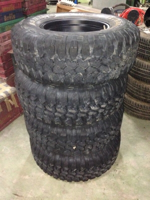 ขายแม็กเบรดเล่16x8 พร้อมยางบิ๊กฮอน 265/75/16 ขายแม็กเบรดเล่16x8 พร้อมยางบิ๊กฮอน 265/75/16