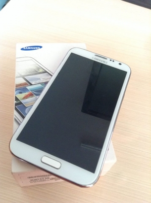 samsung note 2 สีขาว เครื่องไทย สภาพสวยมากๆคะ ไม่มีรอยเลย