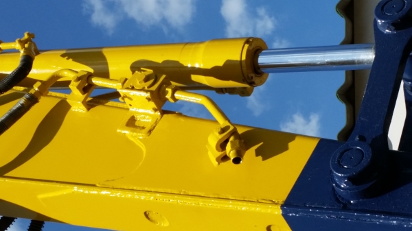 ขาย รถขุด KOBELCO รุุ่น SK60 แทร็กเหล็ก มือสองญี่ปุ่น ขาย รถขุด KOBELCO รุุ่น SK60 แทร็กเหล็ก มือสองญี่ปุ่น