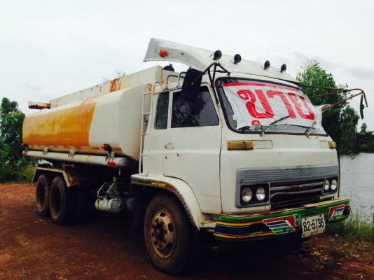 ขายรถสิบล้อJCMรถบรรทุกนํ้า16000ลิตรเครือง175แรงปั้มลมทิฟฟี้