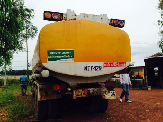 ขายรถสิบล้อJCMรถบรรทุกนํ้า16000ลิตรเครือง175แรงปั้มลมทิฟฟี้