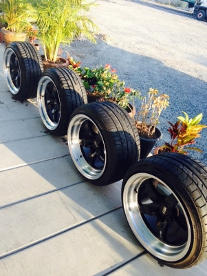 ขายล้อแม๊ก WELD พร้อมยาง TOYO  DRB หน้า 9.5 หลัง 11