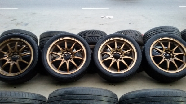 ขายล้อขอบ20 ce28พร้อมยางชุดละ19800