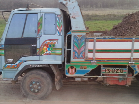 ขาย 6 ล้อ ร๊อกกี้ 175 แรง ราคา 700,000 บาท