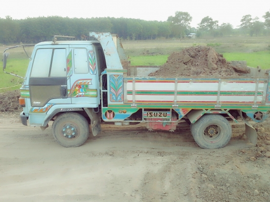 ขาย 6 ล้อ ร๊อกกี้ 175 แรง ราคา 700,000 บาท