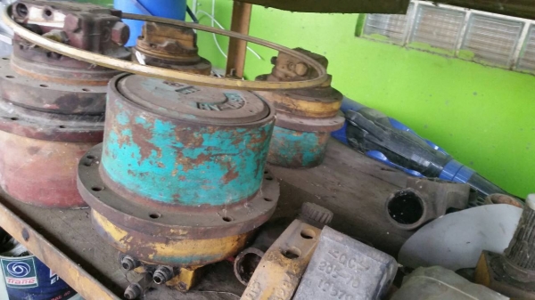 ขายตัวเดินKOMATSU CAT KOBELCO HITACHI SUMITUMO KATO ขายตัวเดินKOMATSU CAT KOBELCO HITACHI SUMITUMO KATO